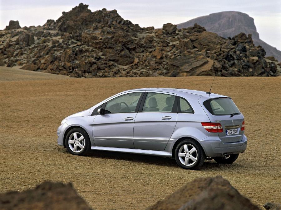  Mercedes-Benz B200 CDI 2005 года  (фото 7 из 22)